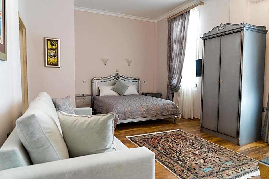 Le Bijou Luxury Rooms & Suites