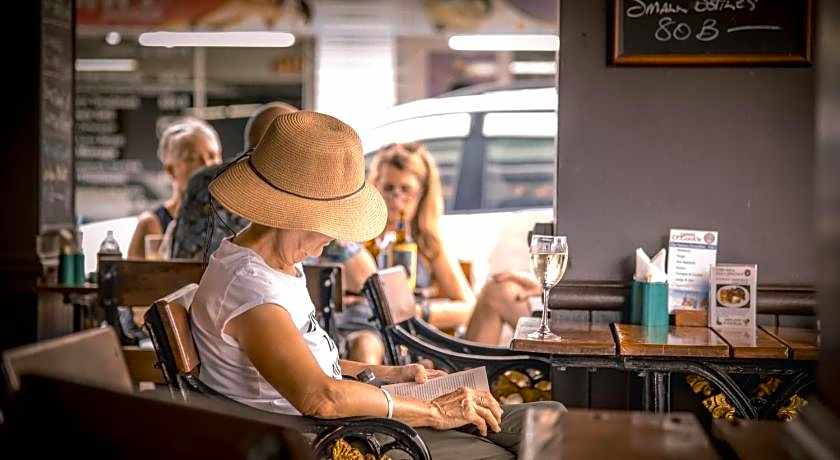 Angus O'Tool's Guesthouse