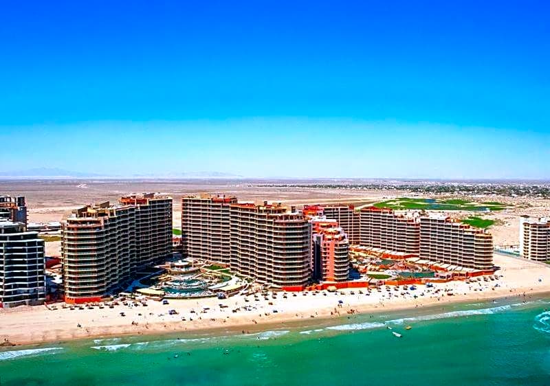 2 BR CONDO LAS PALOMAS SANDY BEACH