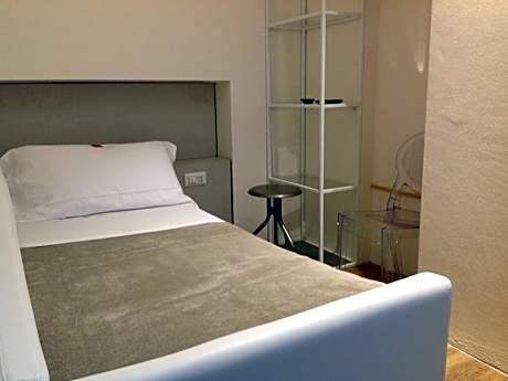 Single Room - Disability Access