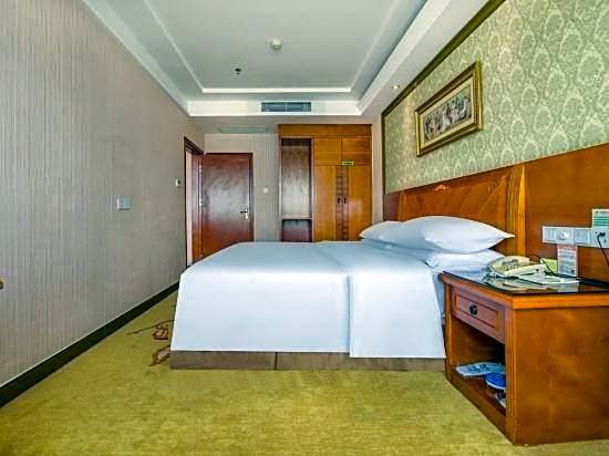 Vienna Hotel Huizhou West Lake Maidi South Road