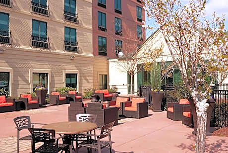 Hilton Garden Inn Atlanta Airport/Millenium Center