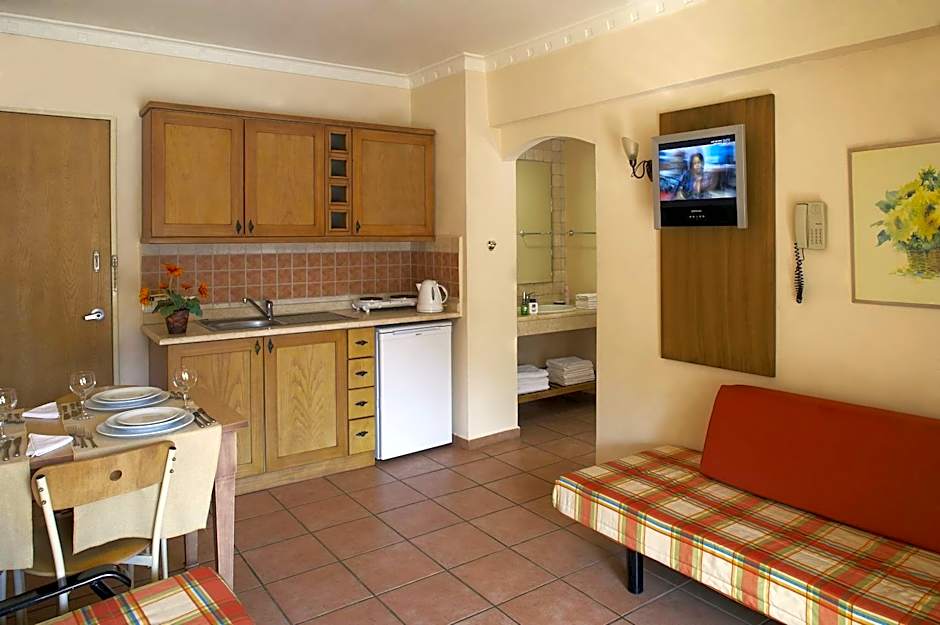 Club Anastasia - Family Hotel