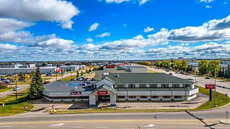 Ramada by Wyndham Nisku Edmonton Airport