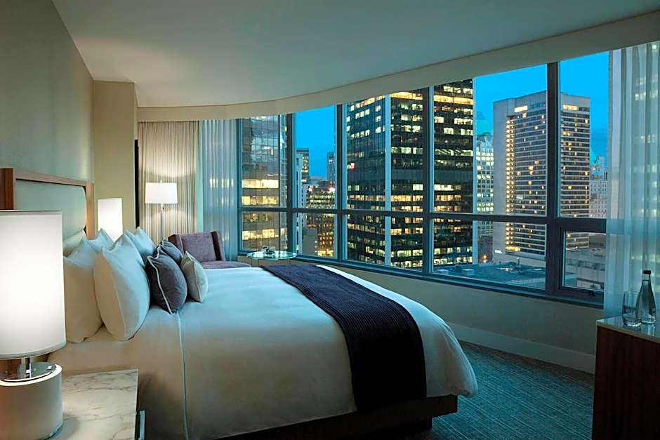 Vancouver Marriott Pinnacle Downtown Hotel