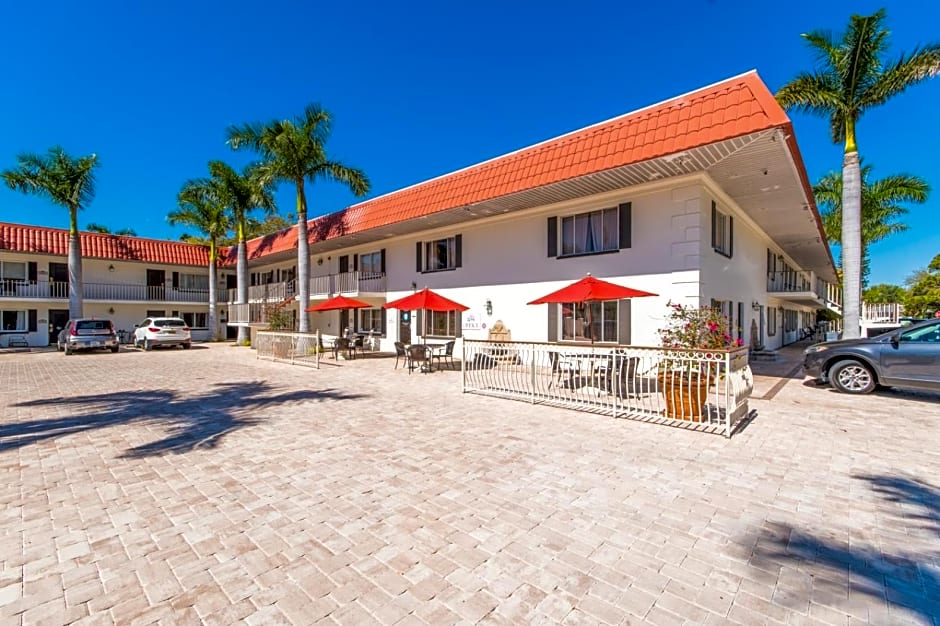 Hibiscus Suites - Sarasota