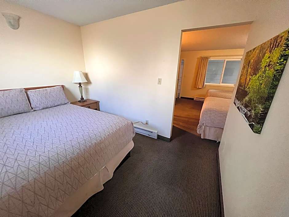 Timbers INN and Suites