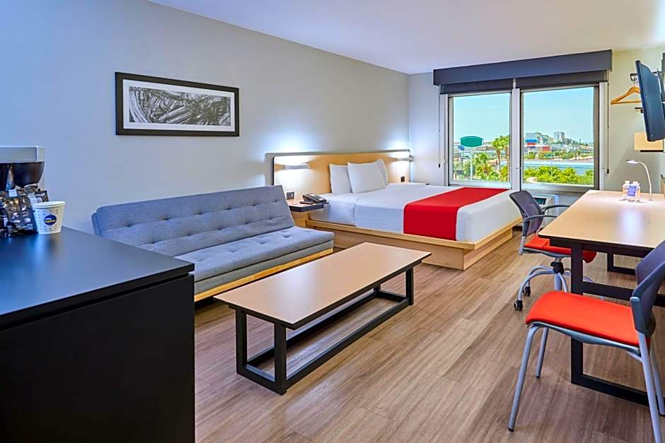 Photo 1 of 8 of 1 Queen Bed with Sofabed Suite