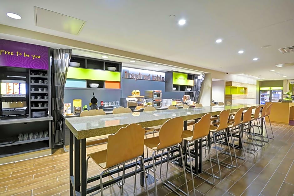 Home2 Suites by Hilton Minneapolis-Eden Prairie, MN