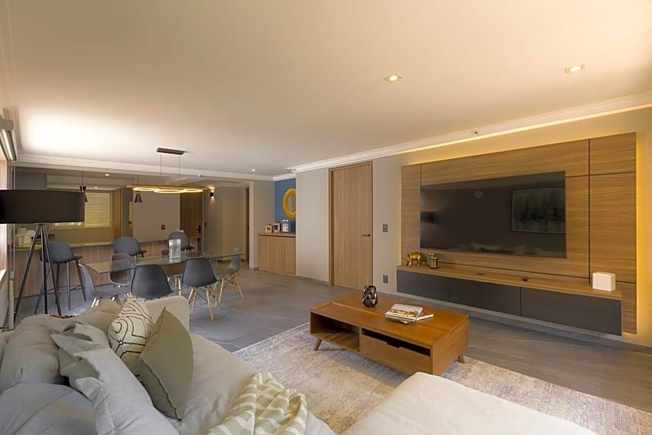 Capitalia Obelisk Polanco