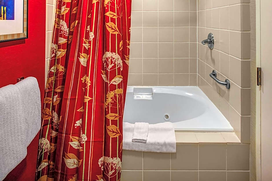 Courtyard by Marriott High Point