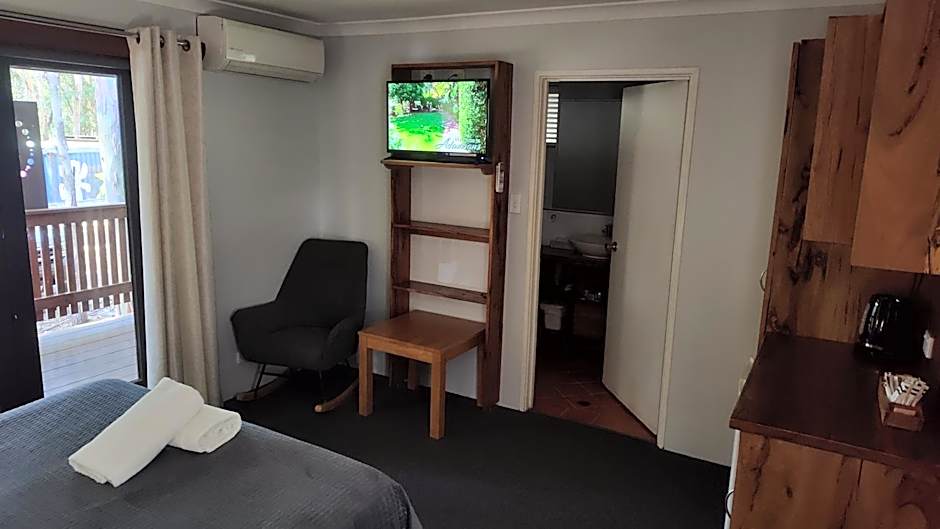 Adamsons Riverside Accommodation