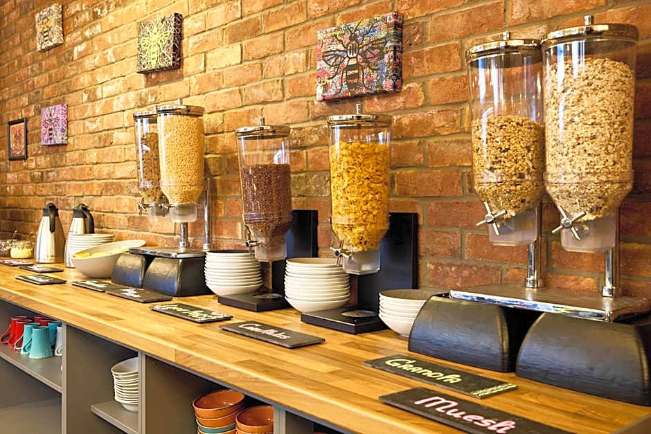 Holiday Inn - the niu, Loom Manchester North By IHG