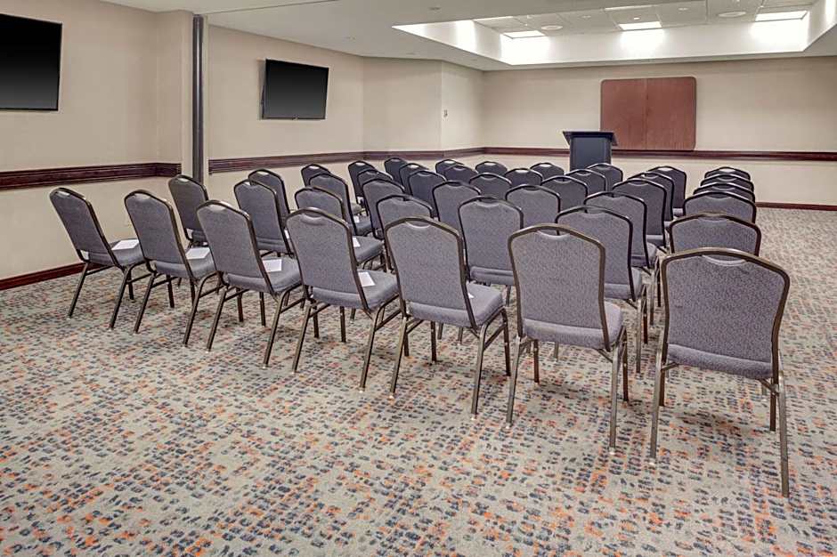 DoubleTree Suites By Hilton Dayton/Miamisburg