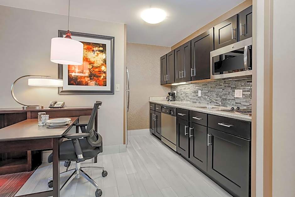 Homewood Suites By Hilton Melville, NY