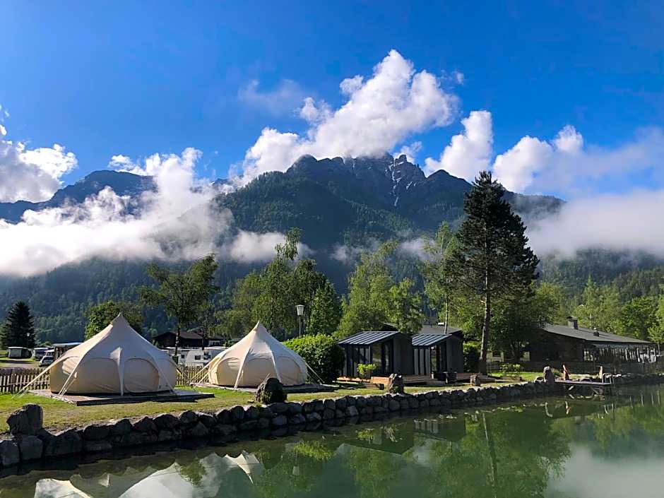 Camping & Ferienunterkünfte Steinplatte