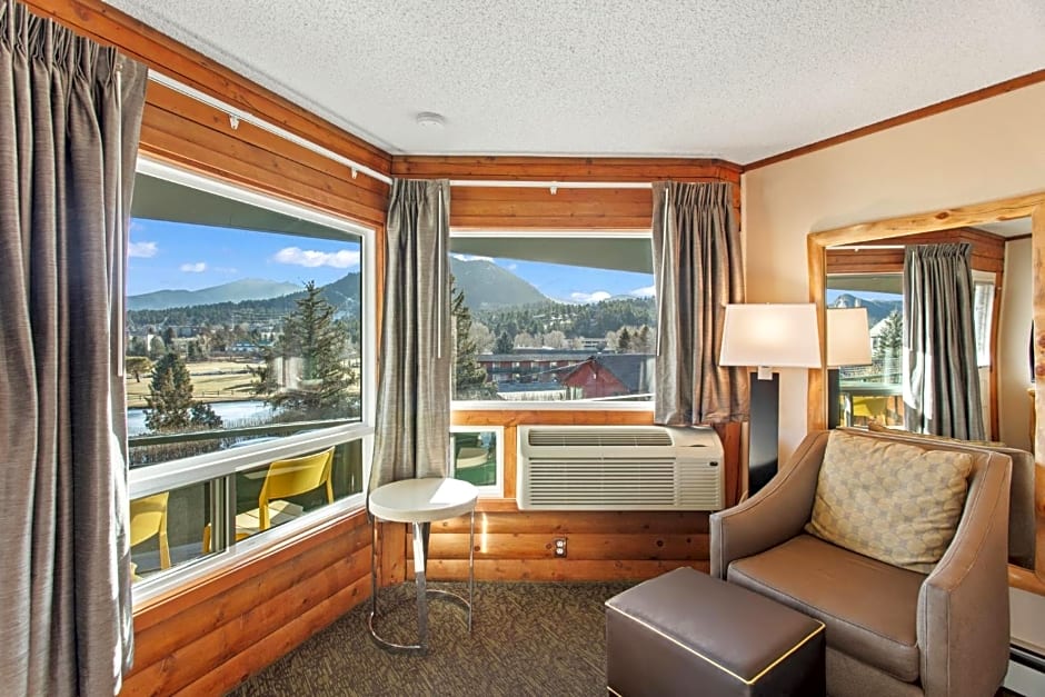 Discovery Lodge