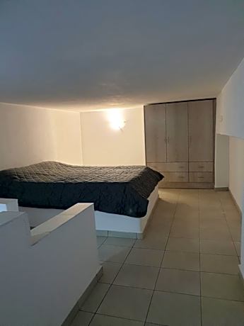 Standard Triple Studio