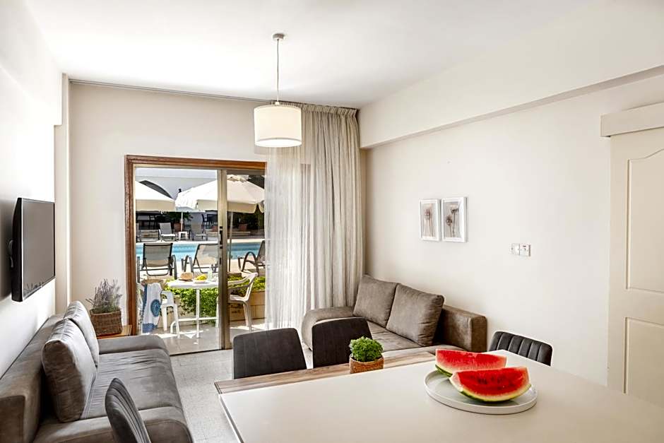 Stephanos Hotel Apartments