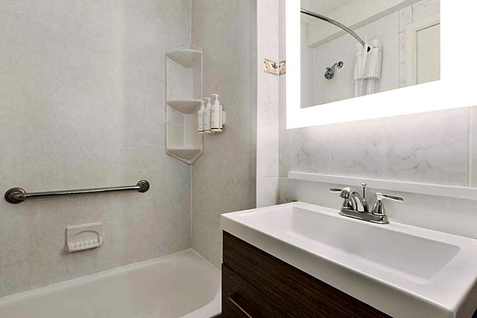 Days Inn by Wyndham Ocean City Oceanfront