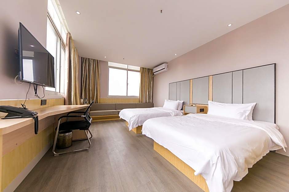 Yixuan Hotel (Shanghai Hongqiao Airport National Convention and Exhibition Center Branch) – Shanghai, DC