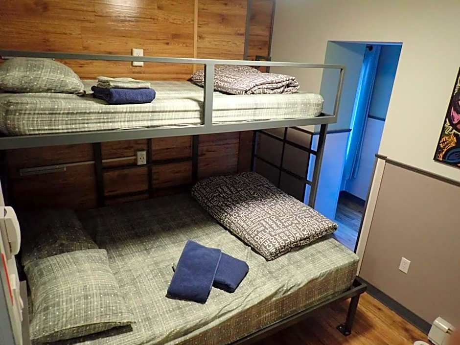 Jasper Downtown Hostel