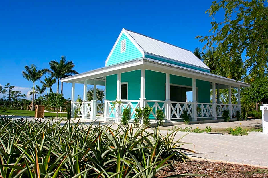 Holiday Inn Express & Suites Naples Downtown - 5th Avenue