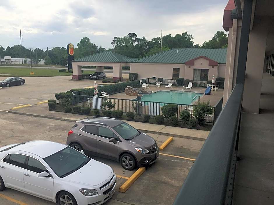 Super 8 by Wyndham Jasper TX