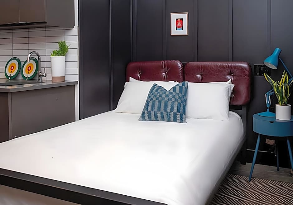 The Chicago Hotel Collection River North