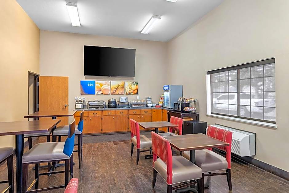Comfort Inn & Suites Midtown