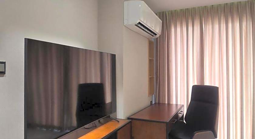 One Euphoria Luxe Hotel