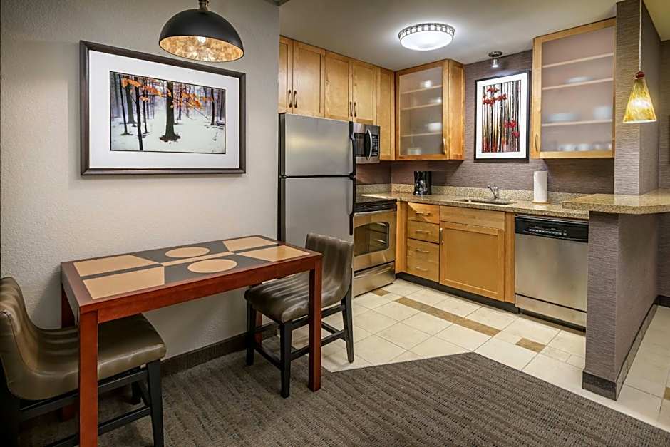 Residence Inn by Marriott Burlington Colchester