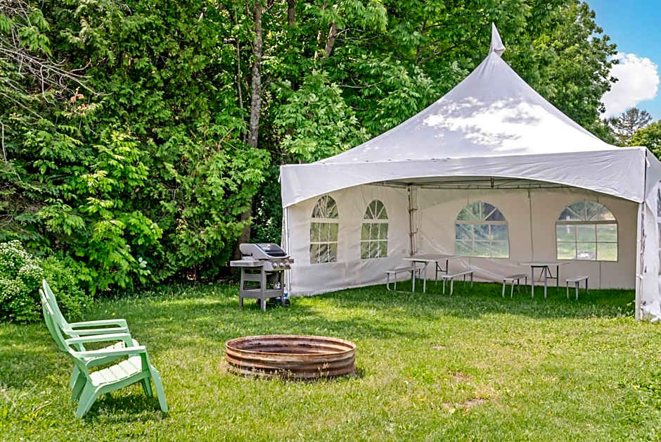 Quality Inn Saint Ignace I-75