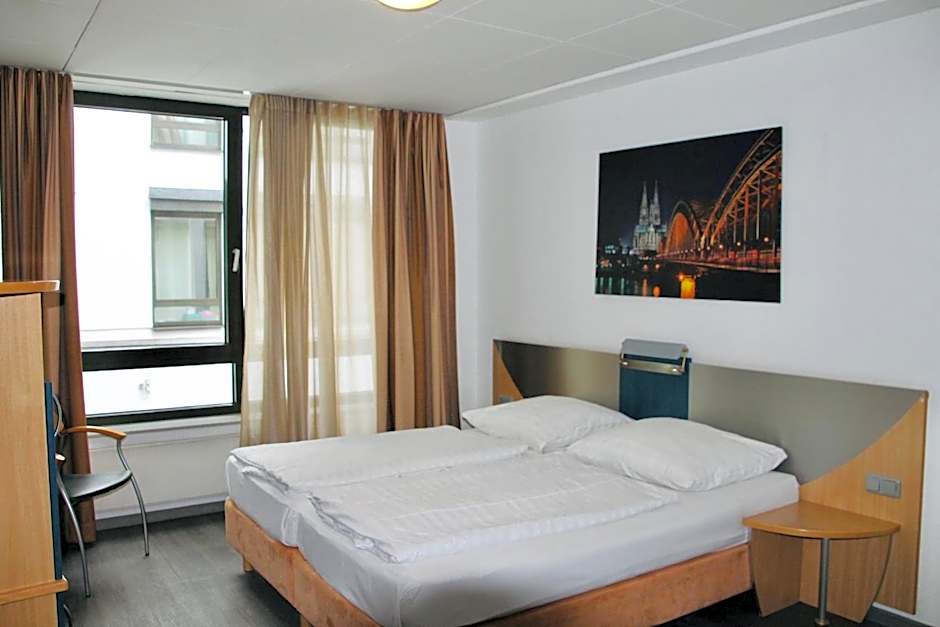 Opera Hotel Köln