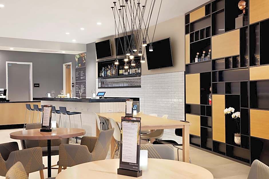 Courtyard by Marriott Boston Downtown/North Station