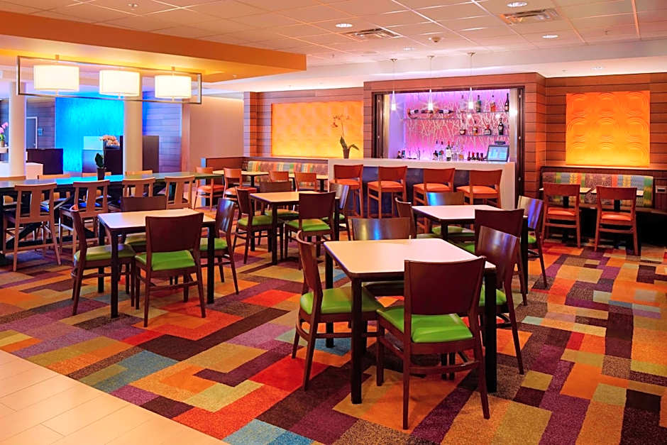 Fairfield Inn & Suites by Marriott Springfield Northampton/Amherst