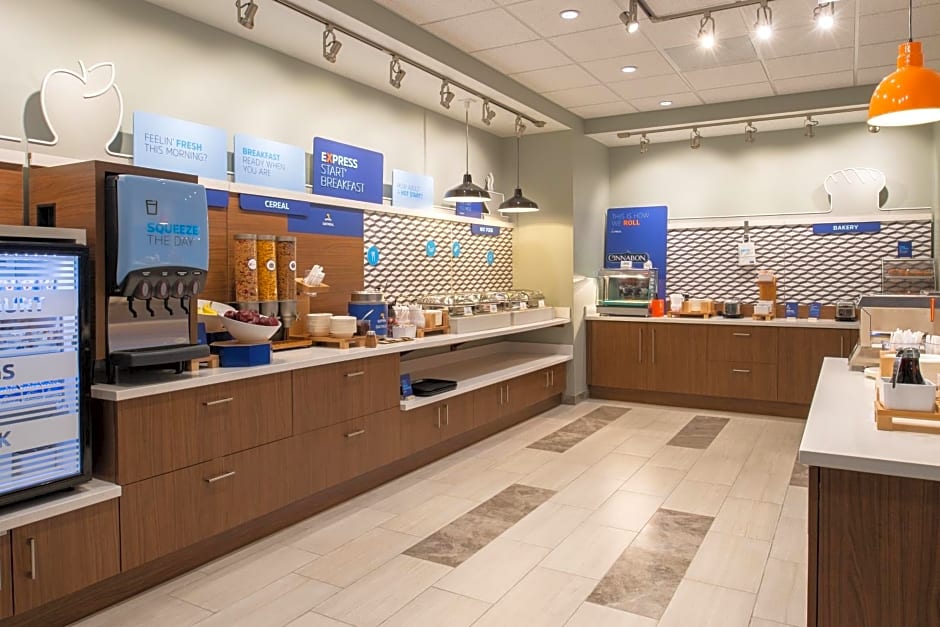 Holiday Inn Express and Suites Camas - Vancouver By IHG