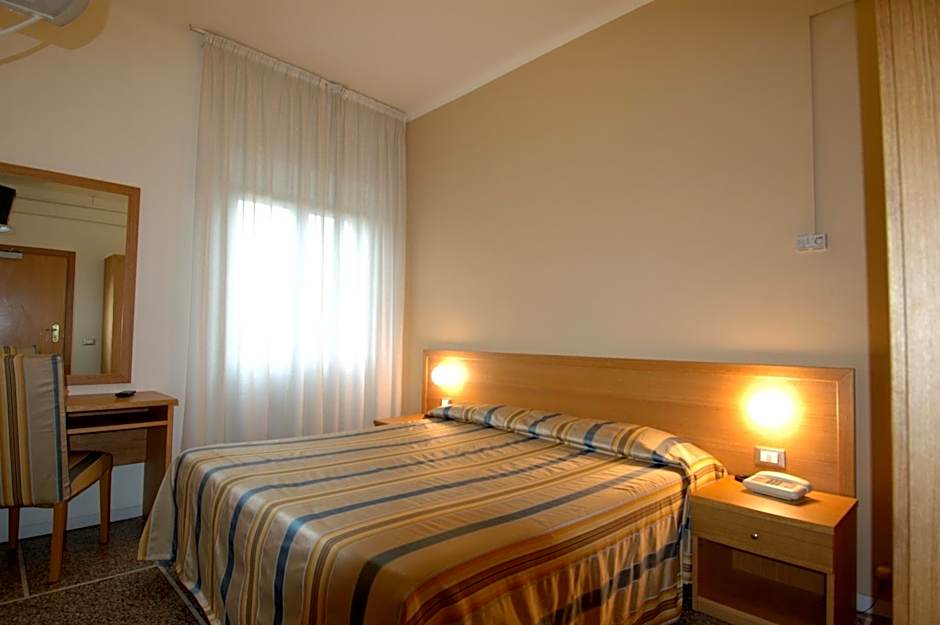 Hotel Moderno