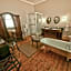 Hacklewood Hill Country House
