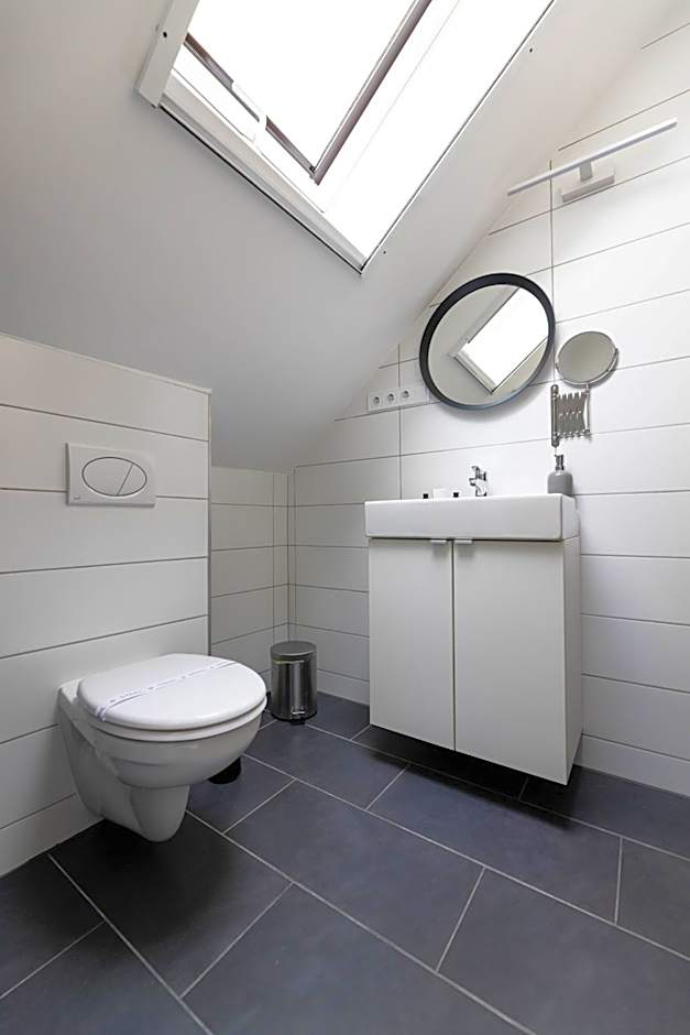 Roomstore Studio Apartments