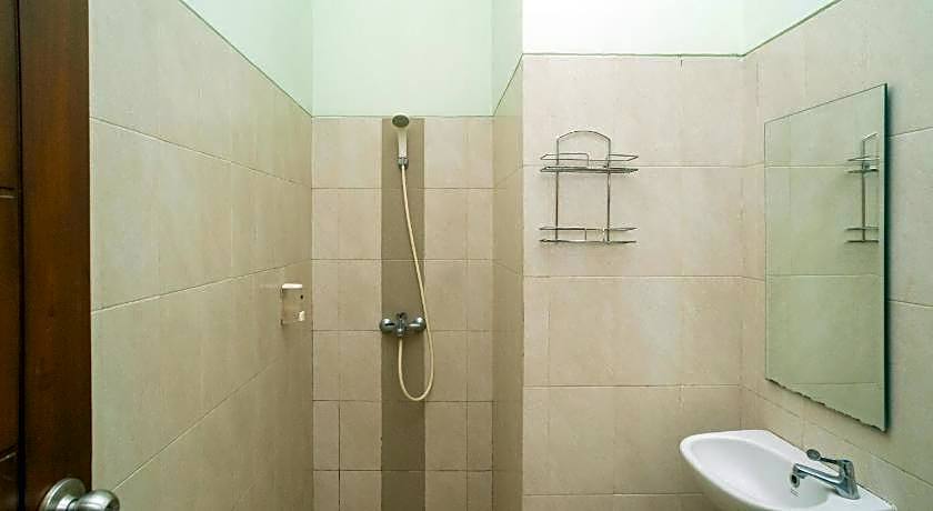 Urbanview Hotel de Kopen Malang by RedDoorz