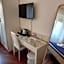 Aurelio Deluxe Rooms