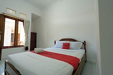 RedDoorz Room