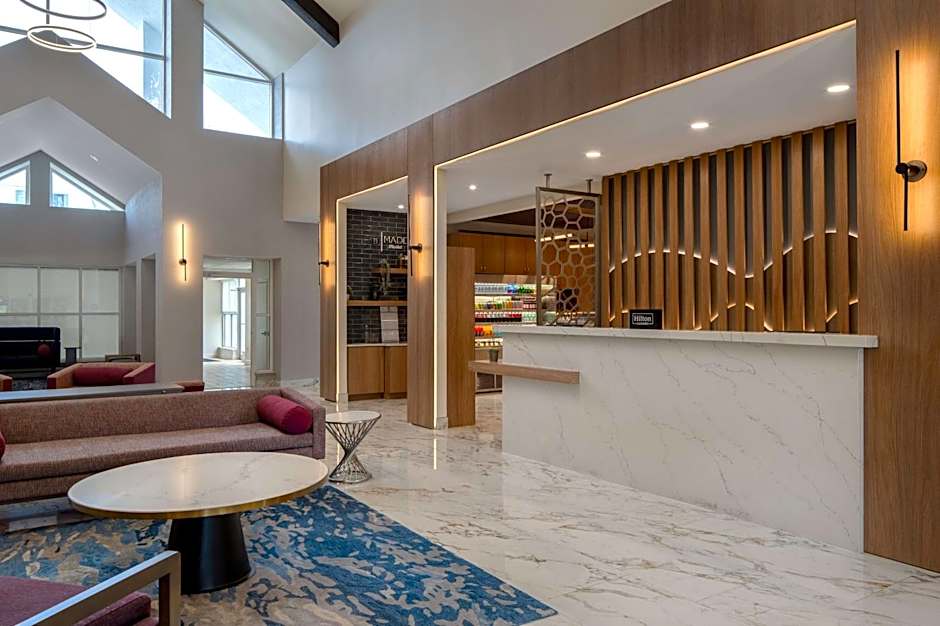 DoubleTree Suites By Hilton Hotel Mt. Laurel