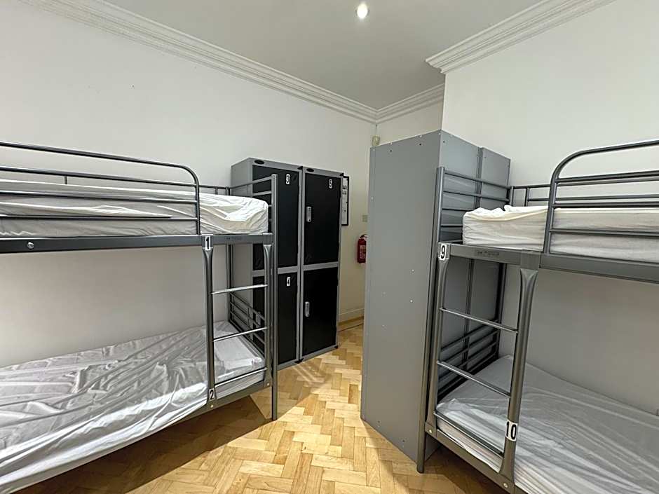 365 London Hostel