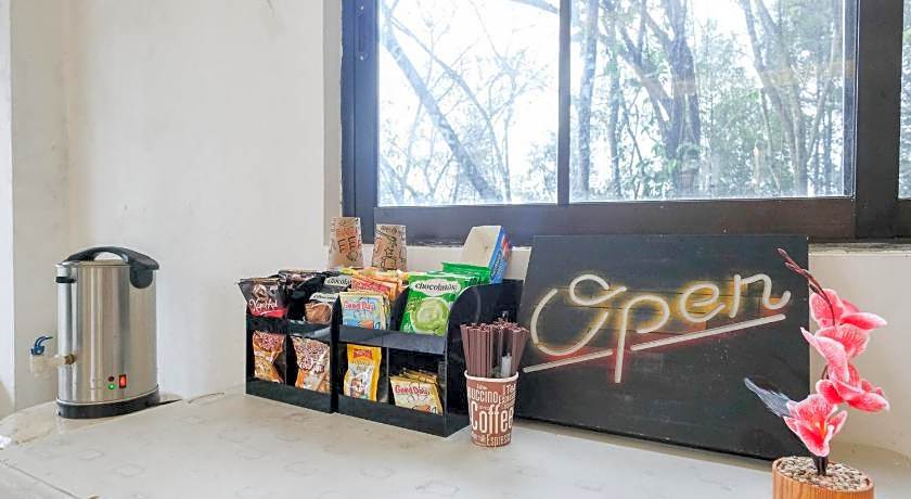 RedDoorz near Taman Rekreasi Selecta