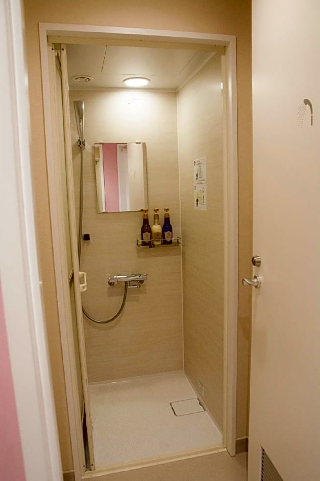 Akihabara Bay Hotel (Female Only)