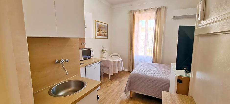SeaYouSoon Inn Cannes - Studios