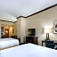 Holiday Inn Express Hotel & Suites Byram