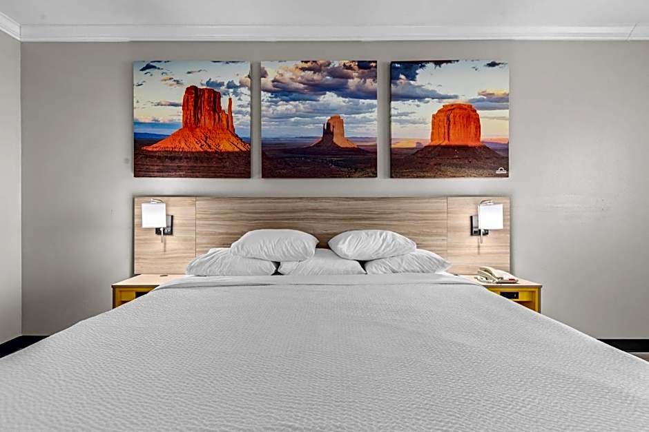 Days Inn by Wyndham Salado